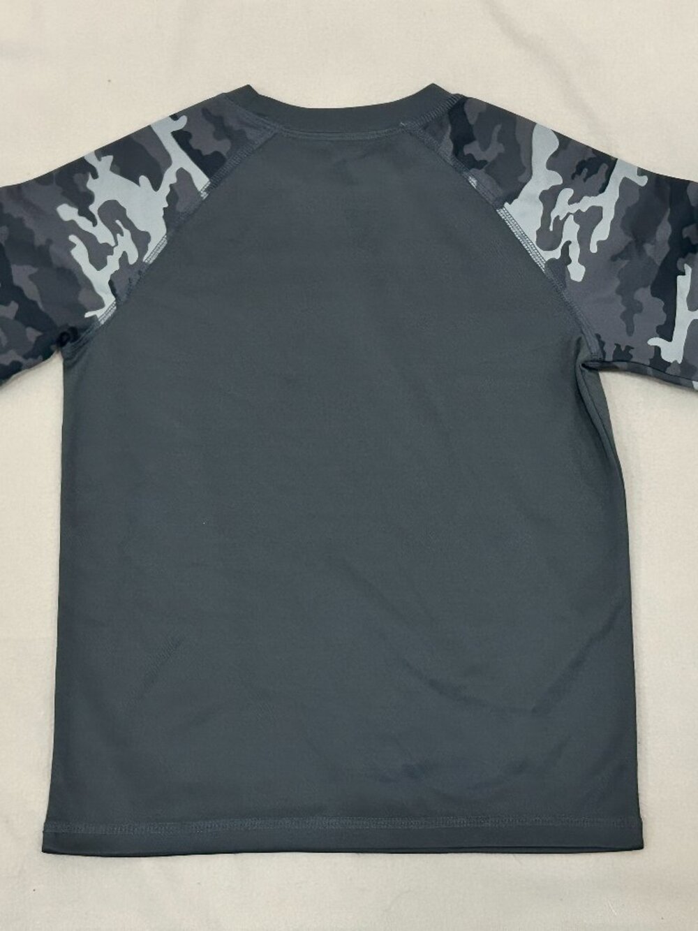 Bundle: (3) Swim Rash Guard - Size 8 - Picture 4 of 8